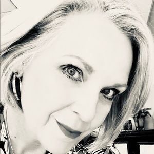 Meet your Posher, Jeri